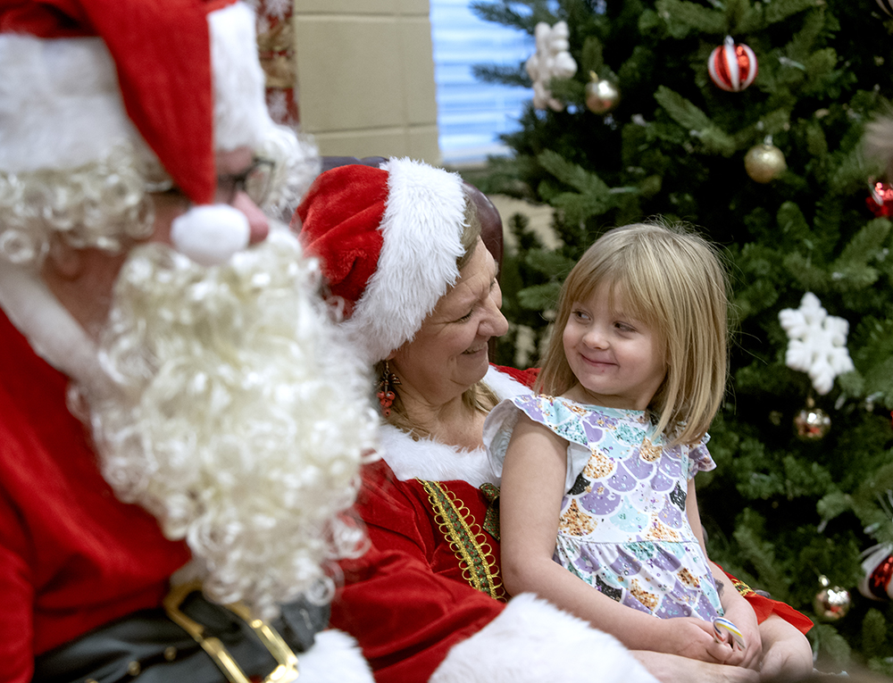 Santa Stops By Somers